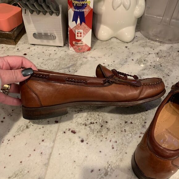 Allen Edmonds Woodstock Brown Leather Tie Loafers sz 9-1/2 B main image 6
